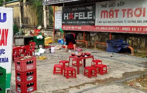 hue chem nhau nhu phim hanh dong khien mot nam thanh nien tu vong