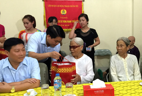 huong ung cac hoat dong tuoi tre tri an cac anh hung liet sy tren ca nuoc