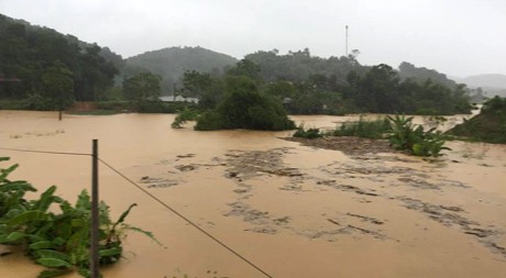 mua lu lam 8 nguoi chet o yen bai da truc vot duoc thi the bi thu xa