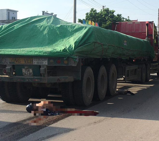 nam thanh nien chet tham duoi banh xe container thi the khong con nguyen ven