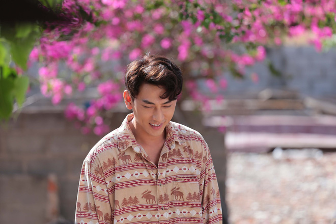 he lo canh quay lang man cua isaac voi nguoi dep phan ngan