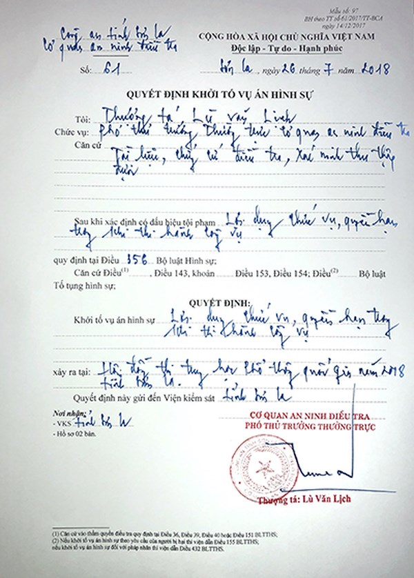 khoi to vu an hinh su lien quan den gian lan diem thi o son la