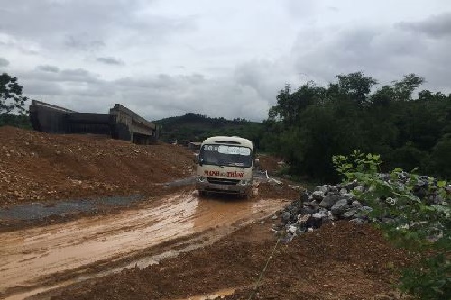 hoa binh du an cai tao tinh lo 438b anh huong nghiem trong den cuoc song cua nguoi dan