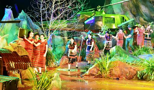 truong son dong goi truong son tay duong qua a luoi ky uc mot thoi oanh liet hao hung