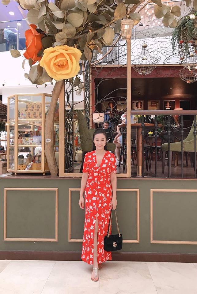 chi gai ruot huyen baby nhan sac nong bong cuoc song giau sang