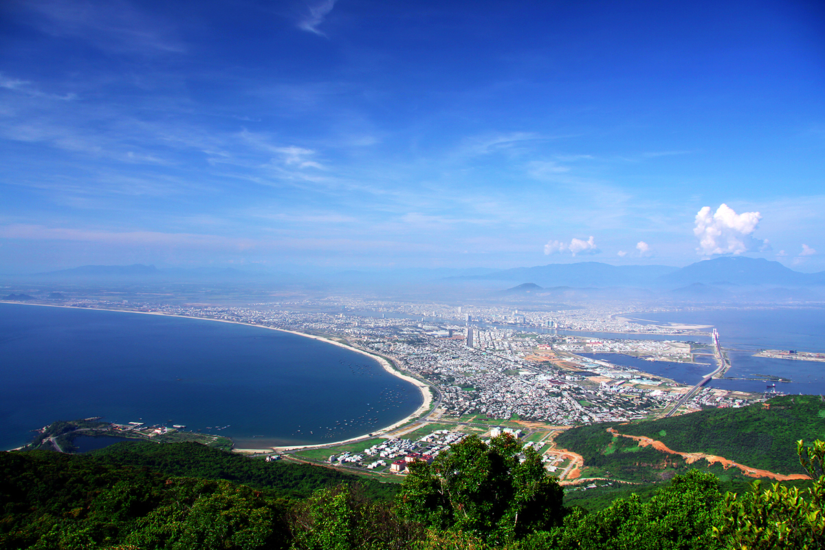 da nang muon xin 2 huyen cua quang nam mo rong tp len tan bien gioi lao