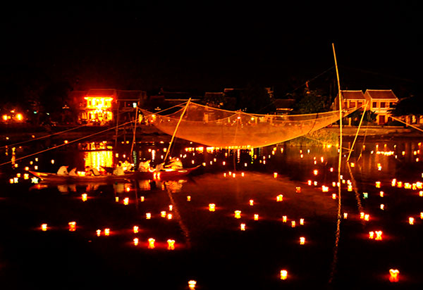 nhieu hoat dong van hoa du lich hap dan tai hoi an trong thang 8