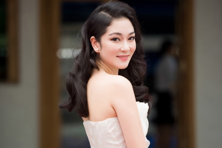 chiem nguong 7 hoa khoi den tu thanh pho hoa phuong do