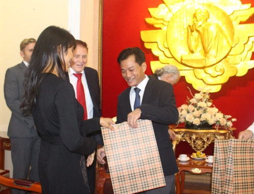 pho chu tich lien hiep don tuan phong tiep doan quy nhan dao my