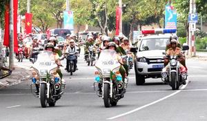 doan chinh phu di cong tac dia phuong tham gia khong duoc qua 3 xe o to