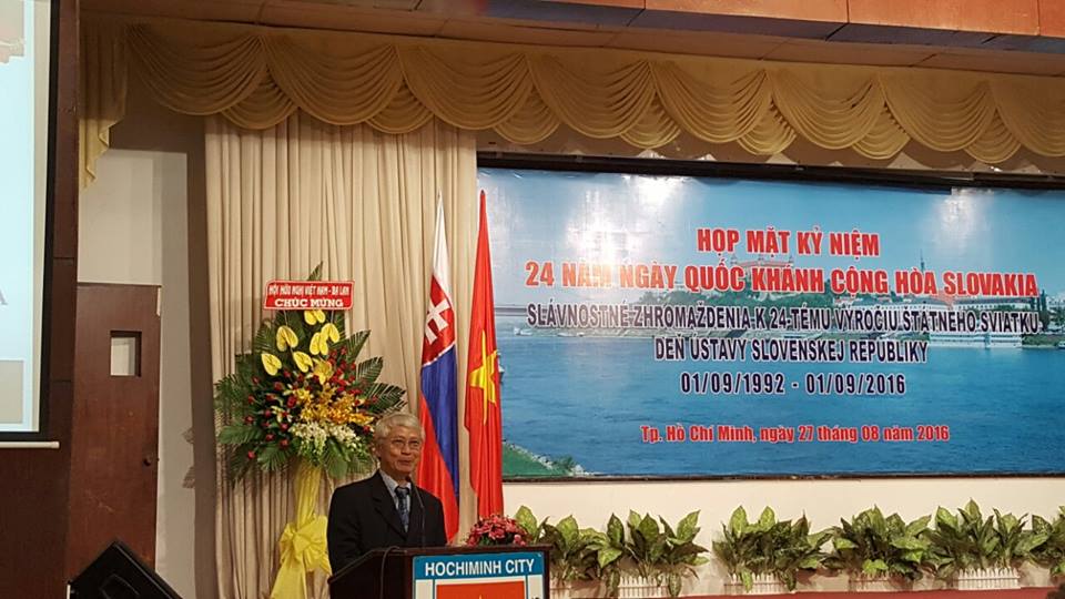 hop mat ky niem 24 nam quoc khanh cong hoa slovakia