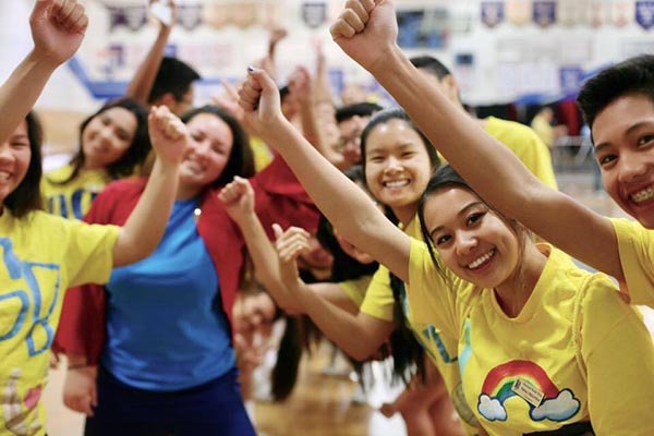 nhan sac con gai ruot vua tron 18 tuoi cua mc ky duyen