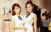mai thu huyen vu thu phuong xinh dep nhu chi em sinh doi
