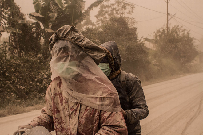 chi sau mot dem ca thi tran o indonesia bong mu mit nhu ngay tan the