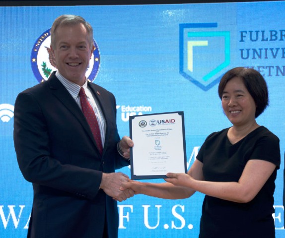 giao duc khai phong huong di moi cho nen giao duc hien dai