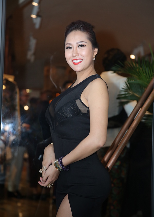 phi thanh van khoe than hinh ngon ngon sau khi trung tu nhan sac