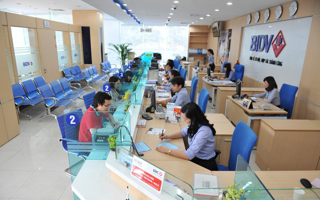 diem mat 4 ngan hang dang cho vay bot nhieu nhat