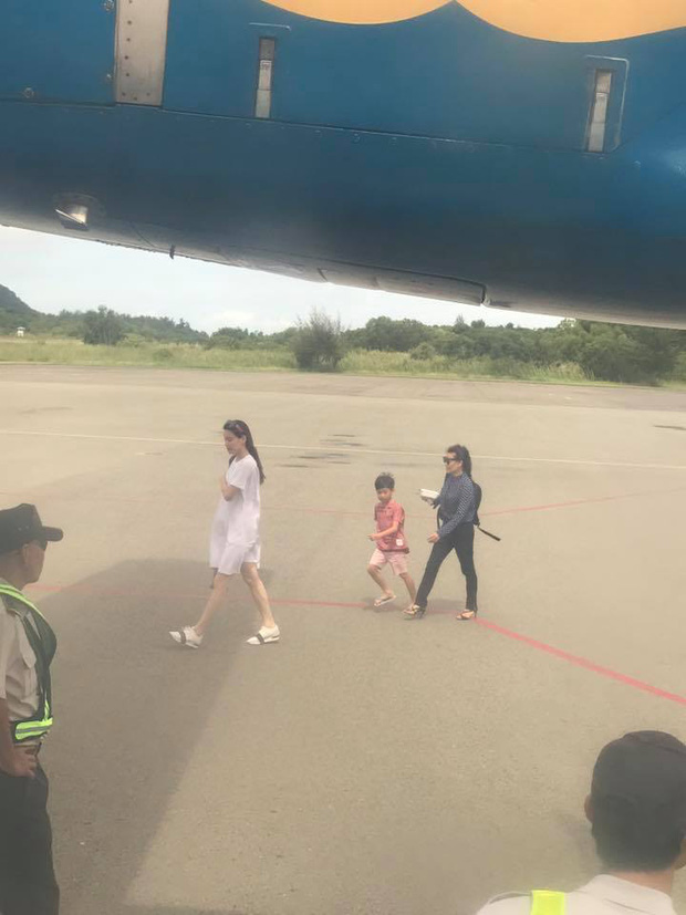ho ngoc ha kim ly lai lo anh di du lich cung nhau