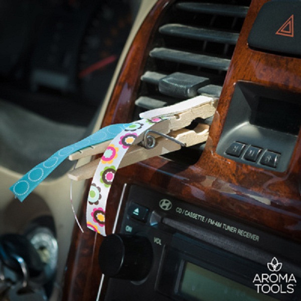 du la phong ngu hay o to cung se thom bat ngo nho meo gan kep quan ao vao may lanh