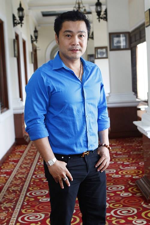 phim co trang viet an khach 1 thoi pham cong cuc hoa sau 30 nam nguoi chet tre nguoi van co don