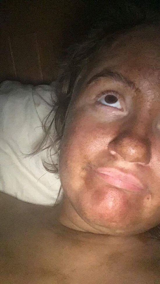 dang nhuom da thi vui mat ngu quen co gai tre bien thanh trau nga vao mo than