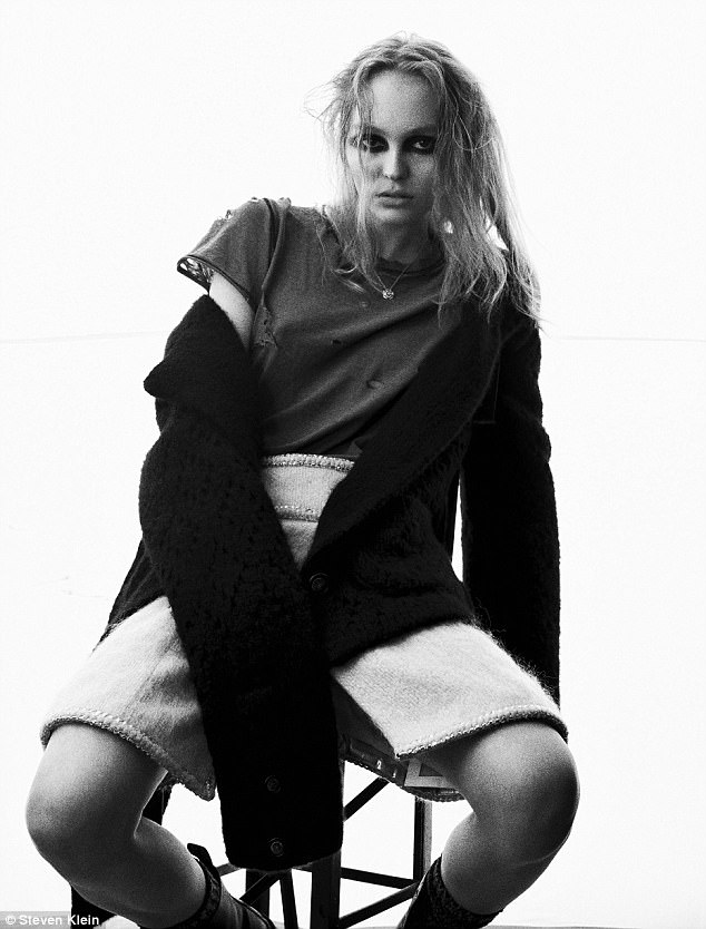 con gai johnny depp ban nude day tao bao