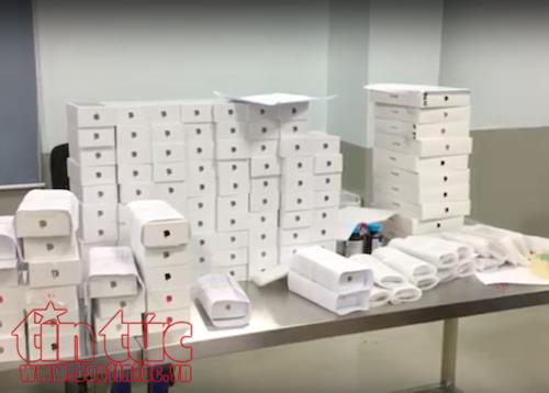 bat vu nhap lau hang tram iphone ipad qua duong chuyen phat nhanh