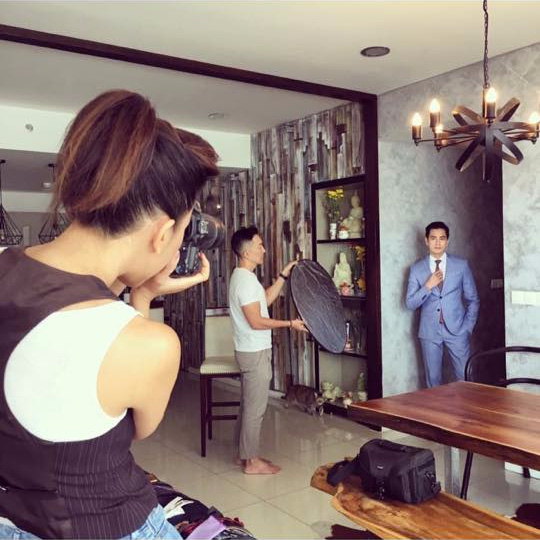 sau khi up mo chuyen lay chong lan 3 mc ky duyen khoe anh ban trai kem 8 tuoi dep hut hon