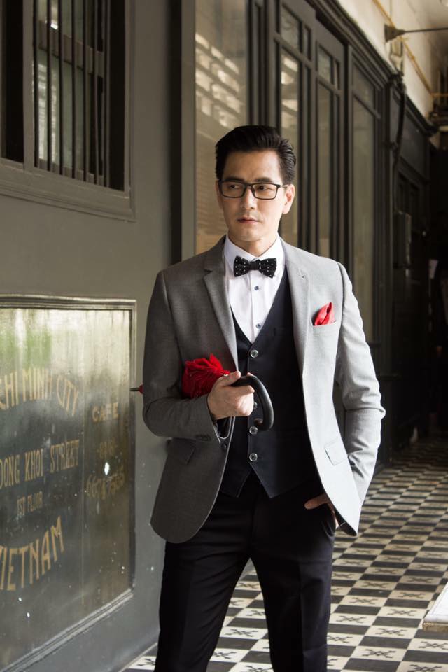 sau khi up mo chuyen lay chong lan 3 mc ky duyen khoe anh ban trai kem 8 tuoi dep hut hon