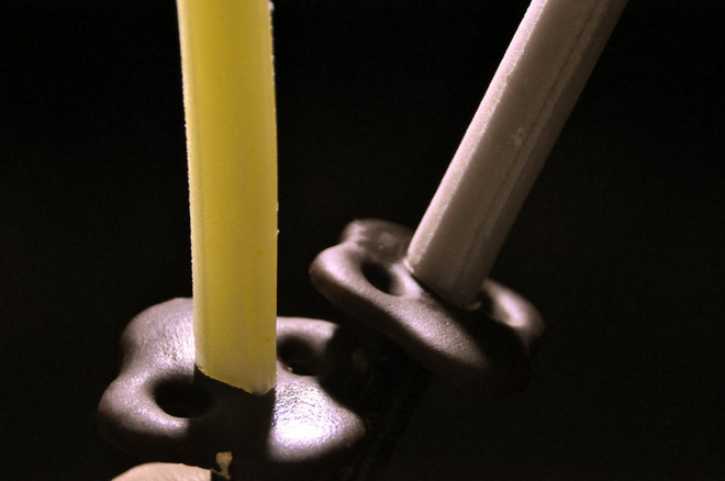moi nguoi cu tuong nguoi nhat dang nuot kiem katana nhung that ra ho an kem
