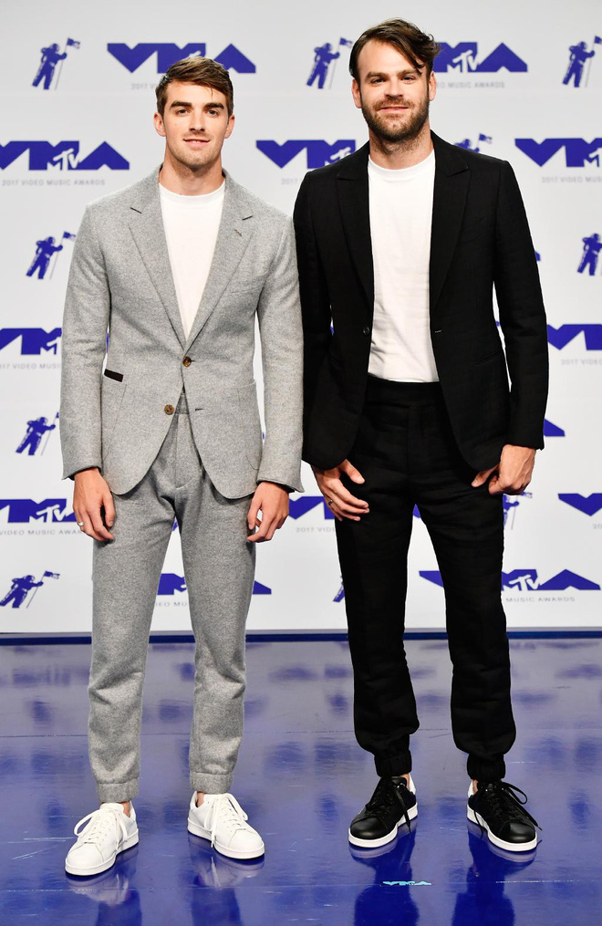 dan sao o ep vong 1 tren tham do mtv vmas 2017 taylor swift gay that vong khi khong xuat hien