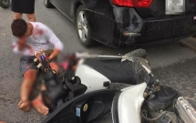 video xe tai dam vo duoi xe khach sau cu chuyen lan dot ngot cua o to con