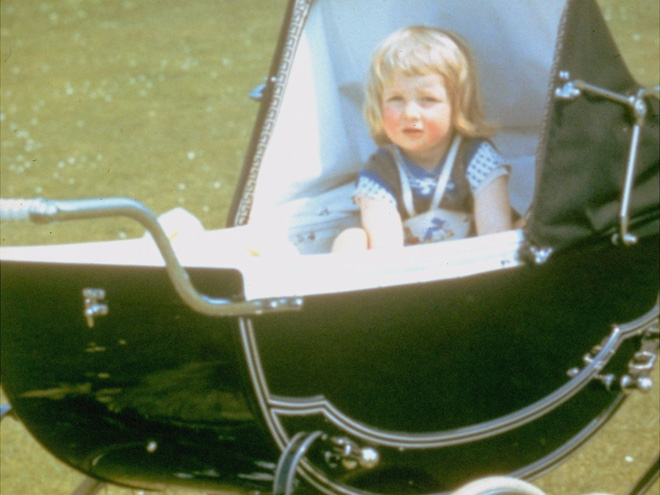 nhin lai cuoc doi co cong nuong diana nhung nam thang khong the quen cua mot doa hong nuoc anh