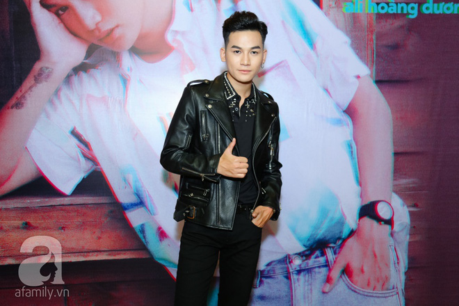 quan quan ali hoang duong nhap vien vi thuc hien mv dau tay hau the voice 2017