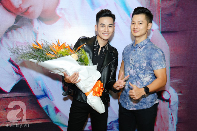 quan quan ali hoang duong nhap vien vi thuc hien mv dau tay hau the voice 2017