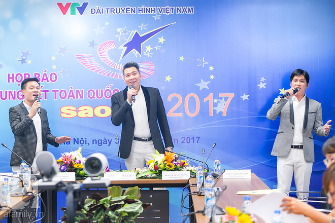 khanh linh khoe kheo vai tran trong vay den goi cam