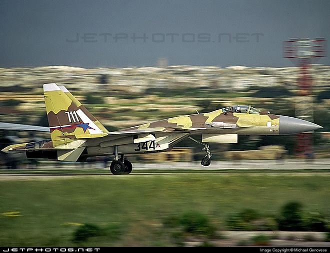 tiem kich su 37 lan dau xuat hien da khien phuong tay sung sot soc va lo so