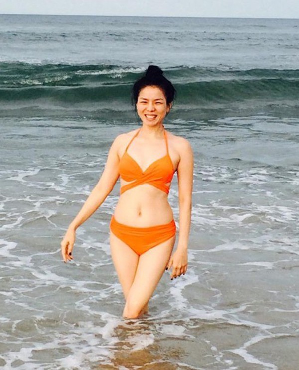 chi cao 1m55 nhung le quyen van bat chap tung anh bikini nong bong
