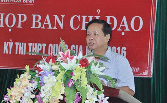 khoi to bat tam giam 2 can bo lien quan den gian lan diem thi thpt quoc gia 2018 tai hoa binh