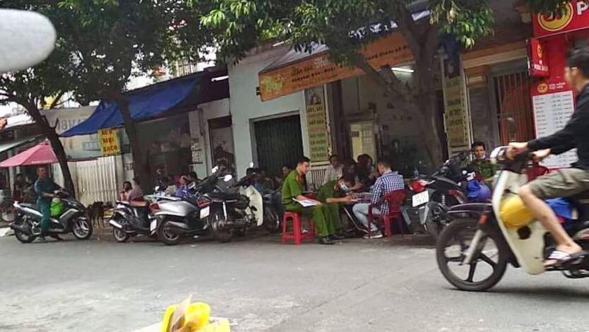 tphcm phat hien thi the nguoi dan ong ngoai quoc boc mui hoi thoi trong can phong khoa cua