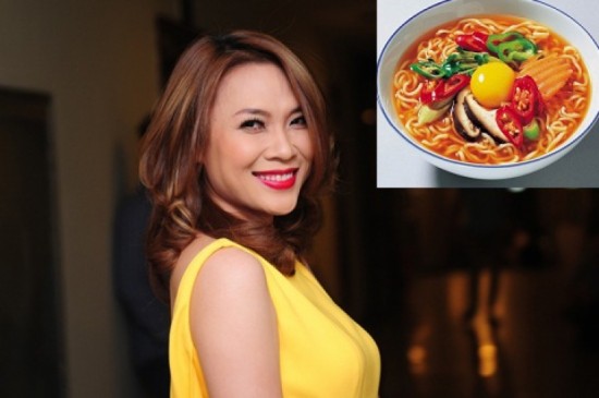 loat sao viet sieu giau nhung co so thich binh dan den kho tin