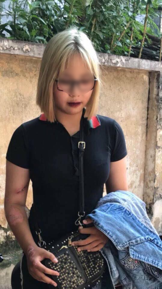 gap chot 141 co gai toc vang dam guc 2 chien si cscd ha noi de bo chay