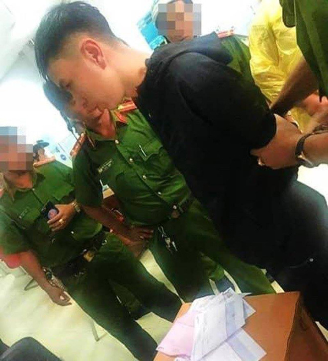 thanh nien than nhien ngoi dem tien sau khi cuop ngan hang o sai gon duong tinh voi ma tuy