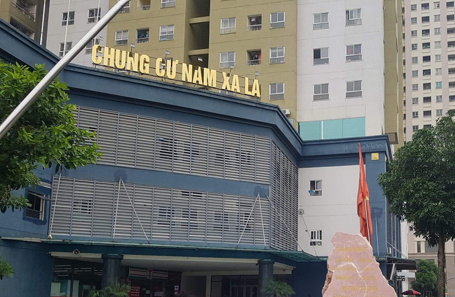 phan anh voi bao ve chung cu ve nghi van xe minh bi hut trom xang mot cu dan bi danh nhap vien