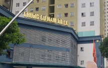 phan anh voi bao ve chung cu ve nghi van xe minh bi hut trom xang mot cu dan bi danh nhap vien