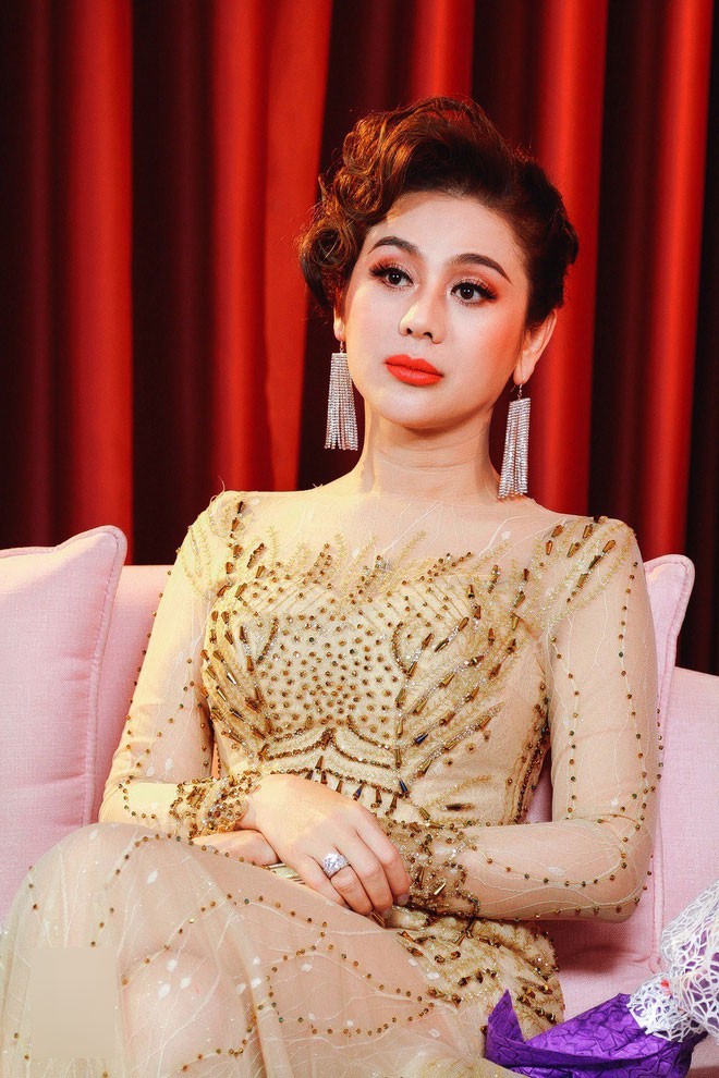 lam khanh chi len tieng chuyen lon tieng chi dao quat nat chong khien khan gia buc xuc