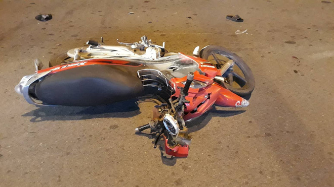 tp hcm bat chap hieu lenh dung khi chay vao lan o to thanh nien phong xe tong csgt bi thuong