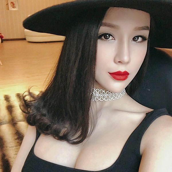 diep lam anh van sexy goi cam du bau vuot mat