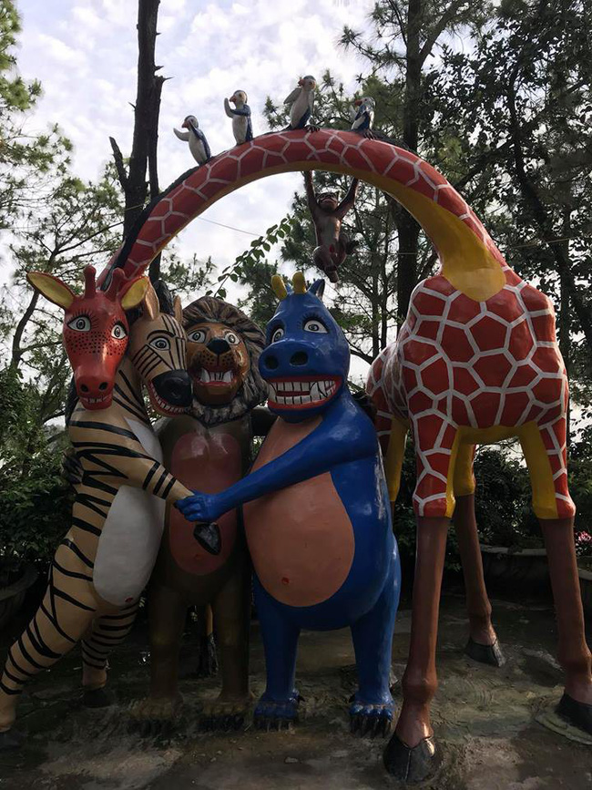 doanh nghiep len tieng ve loat hinh anh tuong ki di phan cam o do son chung toi thue dieu khac gioi co con mat tham my dang hoang