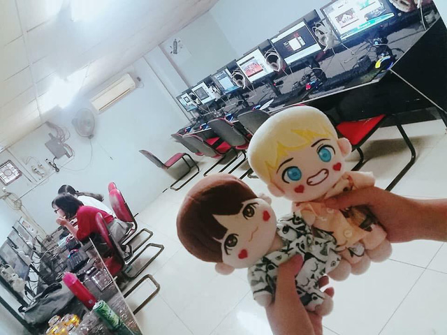 chu quan net am bung vi fan viet thue ca tiem de cay view cho mv moi cua bts